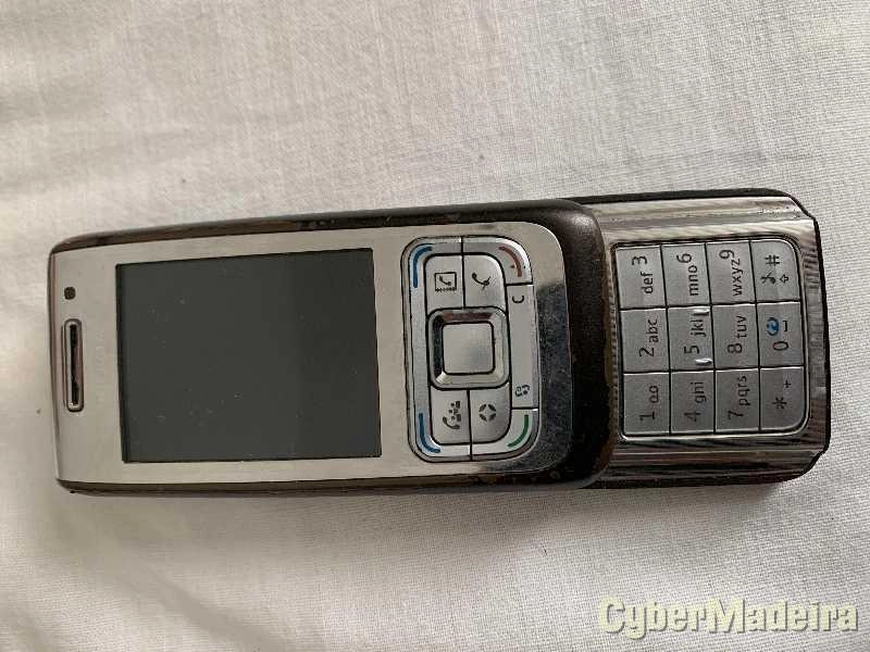 Telemóvel Nokia E65 / Peças