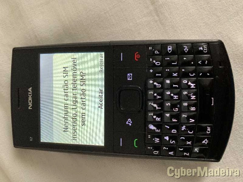 Telemóvel Nokia X2-01