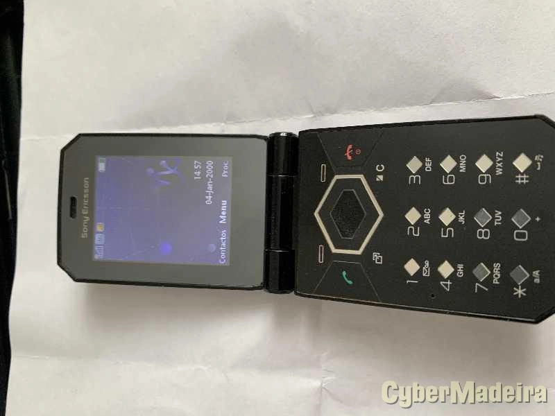 Telemóvel Sony Ericsson Jalou F100i