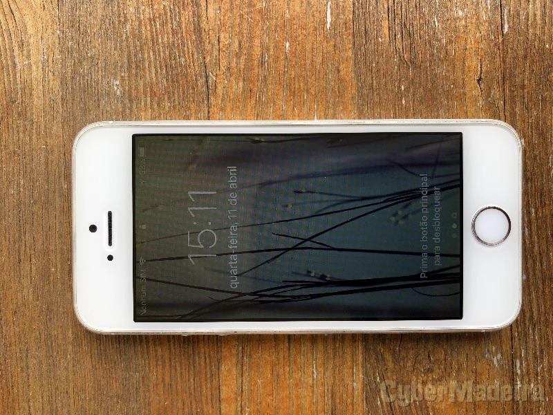 Iphone 5S Vendo iPhone 5S, 16Gb, Branco e Cinza + Acessórios novos e Capa em Pele Original da Apple