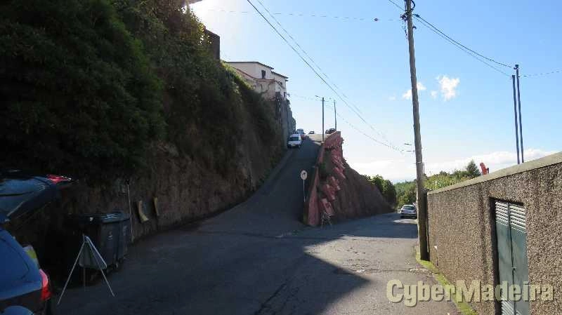 Terreno T0 para Venda Santo António, Laranjal