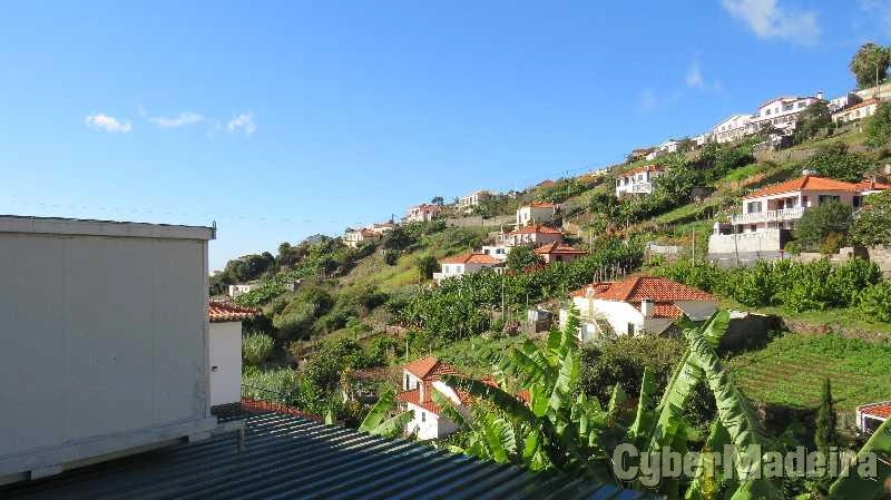 Terreno T0 para Venda Santo António, Laranjal