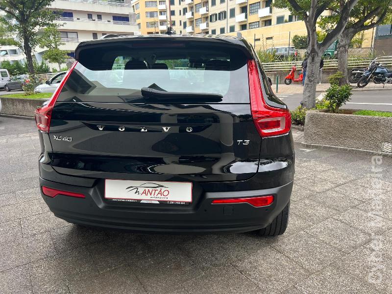 VOLVO XC 40 1.5 T3 TECH EDITION 156 CV Gasolina 