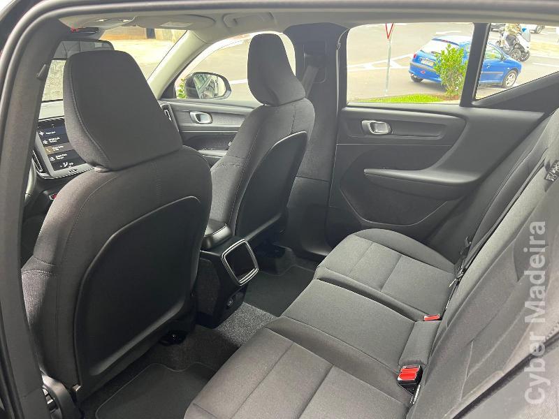 VOLVO XC 40 1.5 T3 TECH EDITION 156 CV Gasolina 