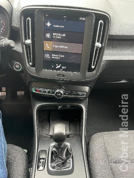 VOLVO XC 40 1.5 T3 TECH EDITION 156 CV Gasolina 