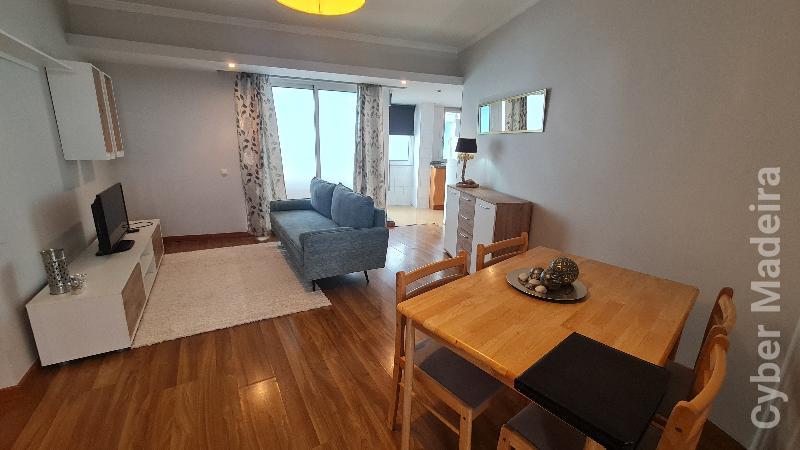 Apartamento T1 para Arrendamento São Martinho, Lido