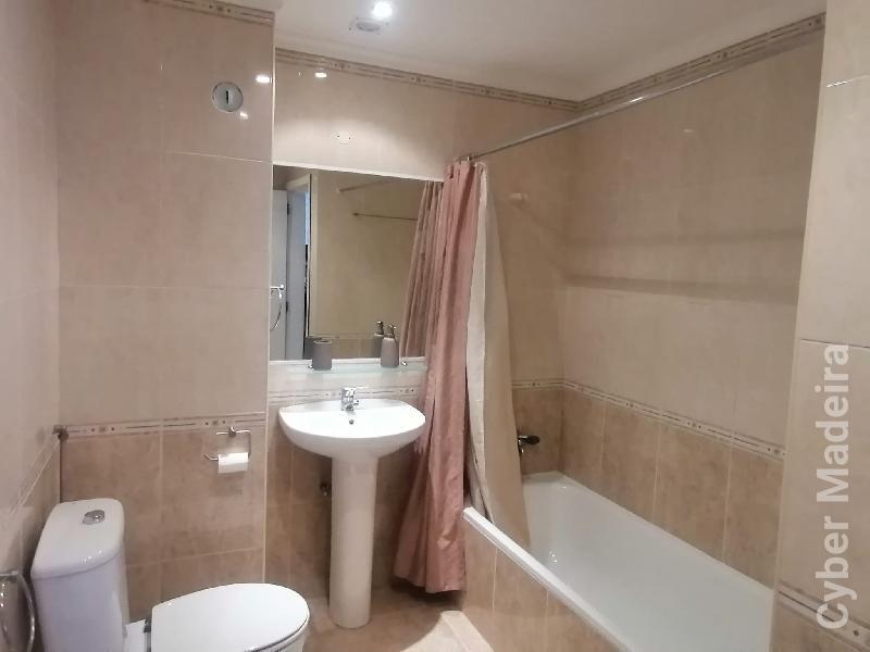 Apartamento T1 para Arrendamento São Martinho, Lido