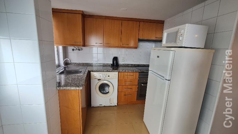Apartamento T1 para Arrendamento São Martinho, Lido