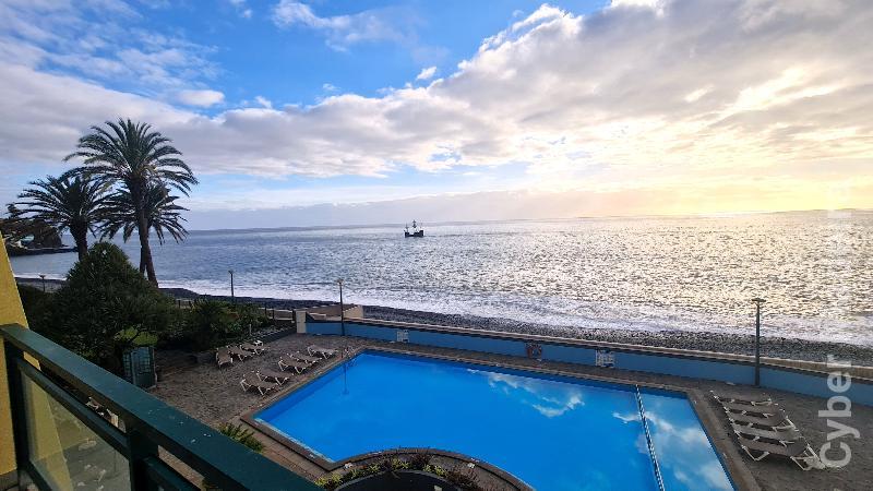 Apartamento T2 para Arrendamento São Martinho, Praia Formosa