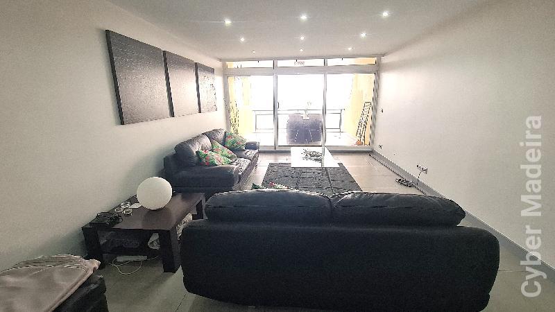 Apartamento T2 para Arrendamento São Martinho, Praia Formosa