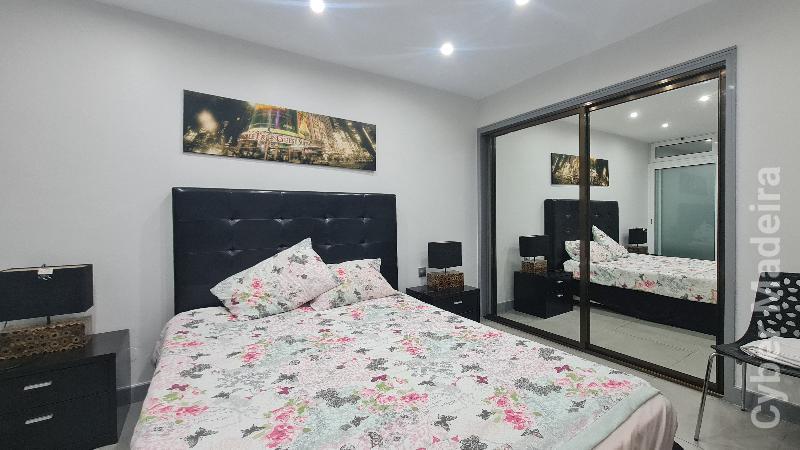 Apartamento T2 para Arrendamento São Martinho, Praia Formosa