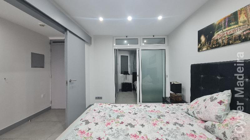 Apartamento T2 para Arrendamento São Martinho, Praia Formosa