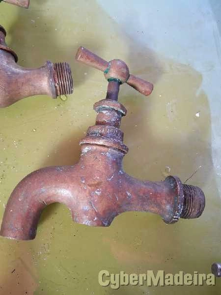 Torneiras antigas