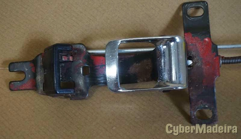 Toyota KE20 KE25 TE27 - maçanetas interiores das portas