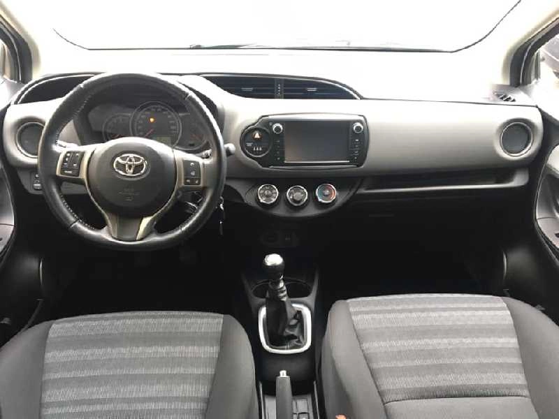 TOYOTA YARIS 1.4 D-4D Comfort 90 CV Gasóleo