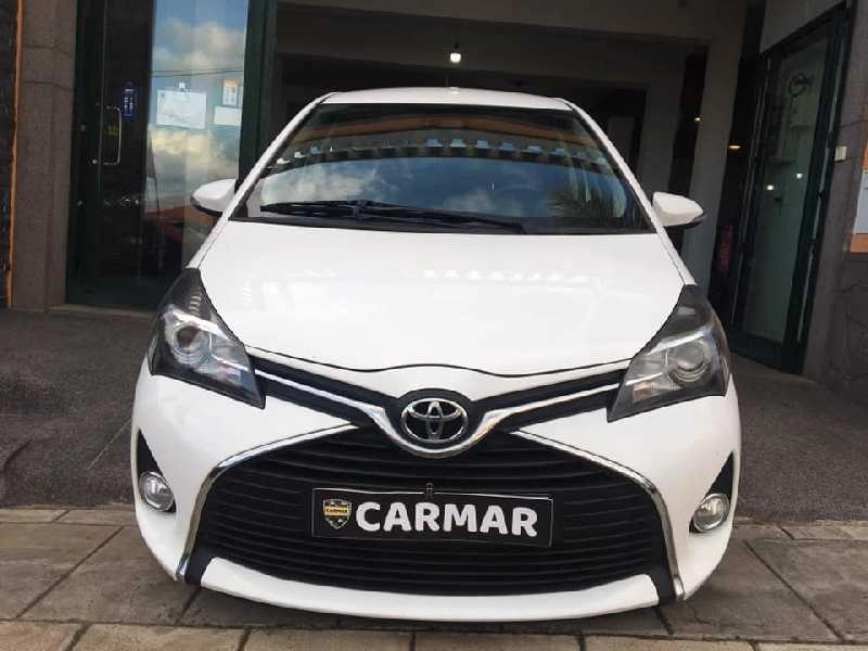 TOYOTA YARIS 1.4 D-4D Comfort 90 CV Gasóleo