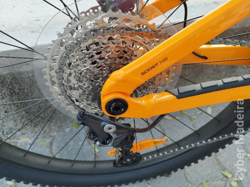 Bicicleta Cross Country TREK Fuel Ex 5 Gen 5 Tamanho M BTT Homem Bicicleta Cross Country TREK Fuel Ex 5 Gen 5 Tamanho M