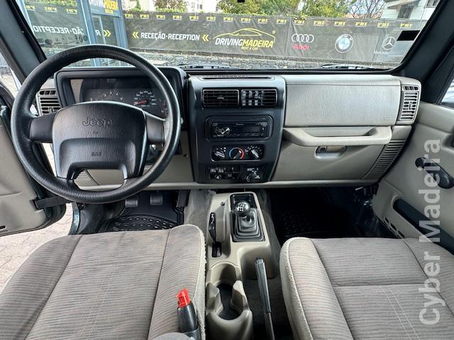 JEEP WRANGLER  2.5 SOFT TOP -  4 LUGARES Gasolina