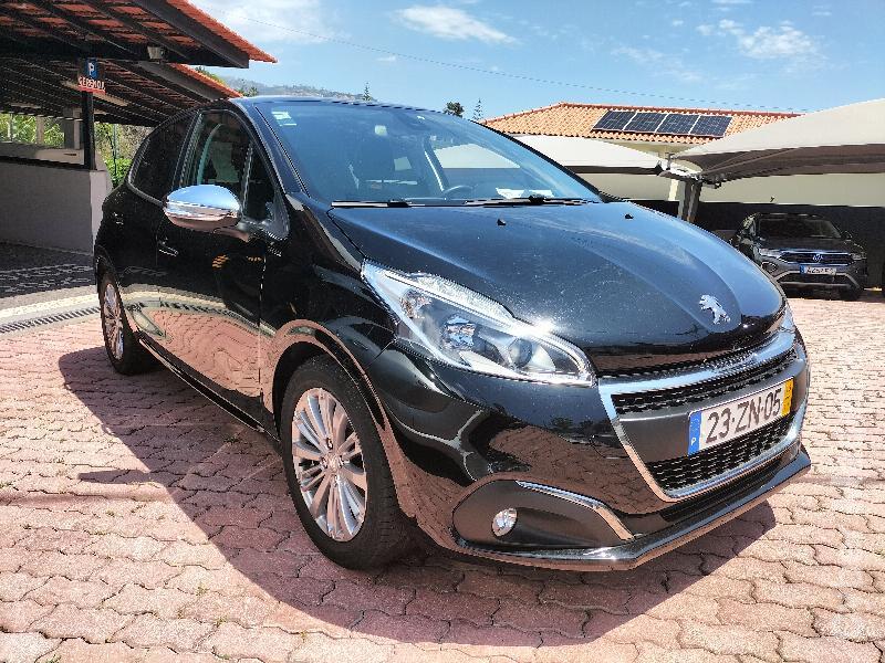 PEUGEOT 208 1.5 BLUEHDI SIGNATURE  Gasóleo 