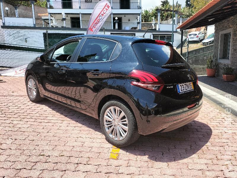 PEUGEOT 208 1.5 BLUEHDI SIGNATURE  Gasóleo 