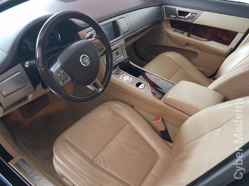 JAGUAR XE XF  2.7D V6 Premium Luxury Gasóleo
