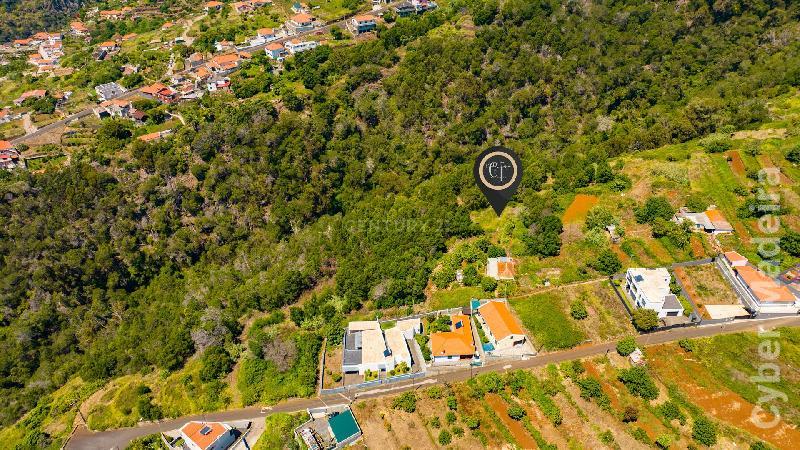 Terreno T3 para Venda Santa Cruz, Eira Nova