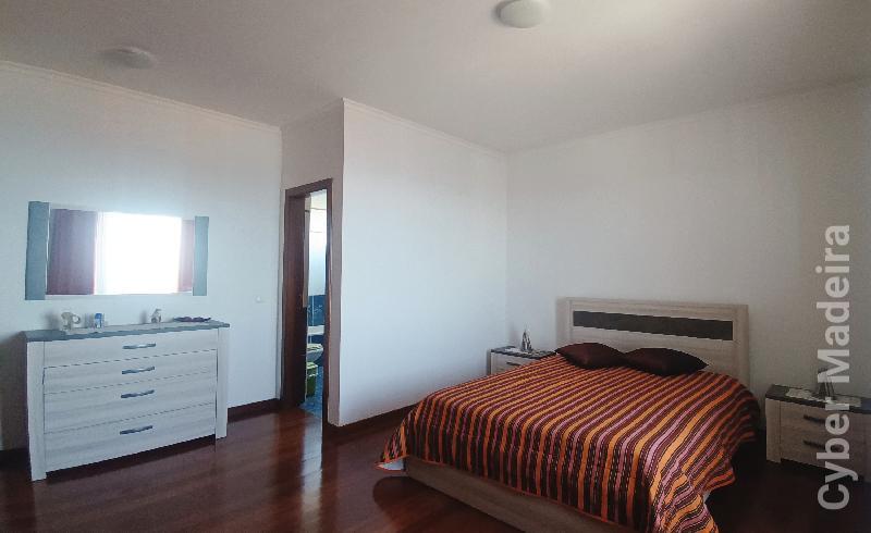 Moradia T3 para Venda Santa Cruz, Santa Cruz