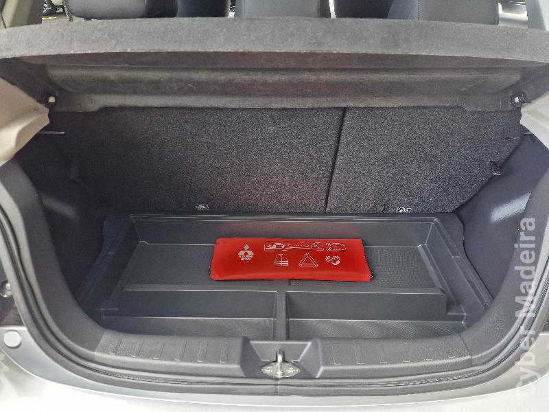 MITSUBISHI SPACE STAR 1.2 ACTIVE+ 80cv Gasolina