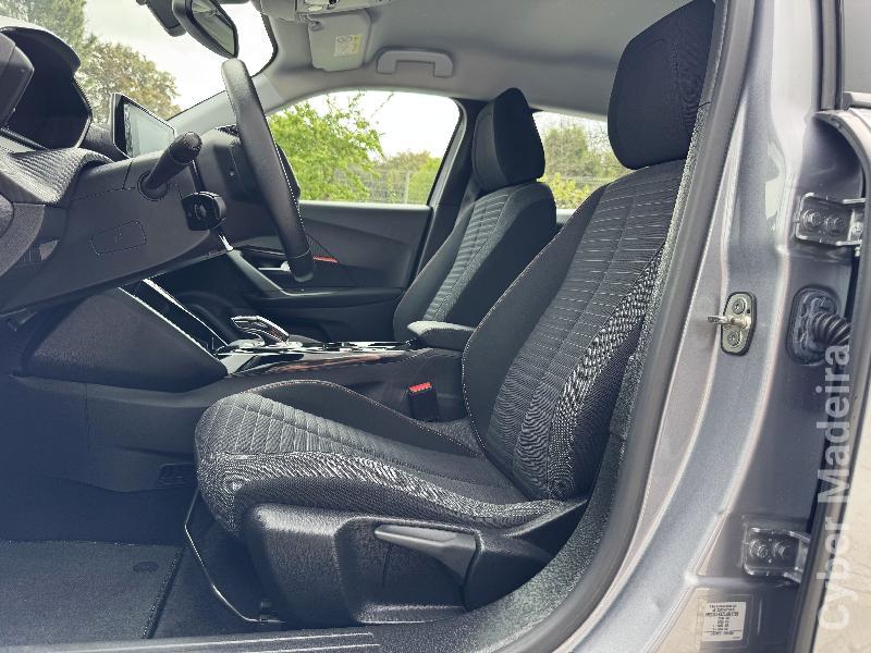 PEUGEOT 2008 e-2008 50kWh Active Gasóleo