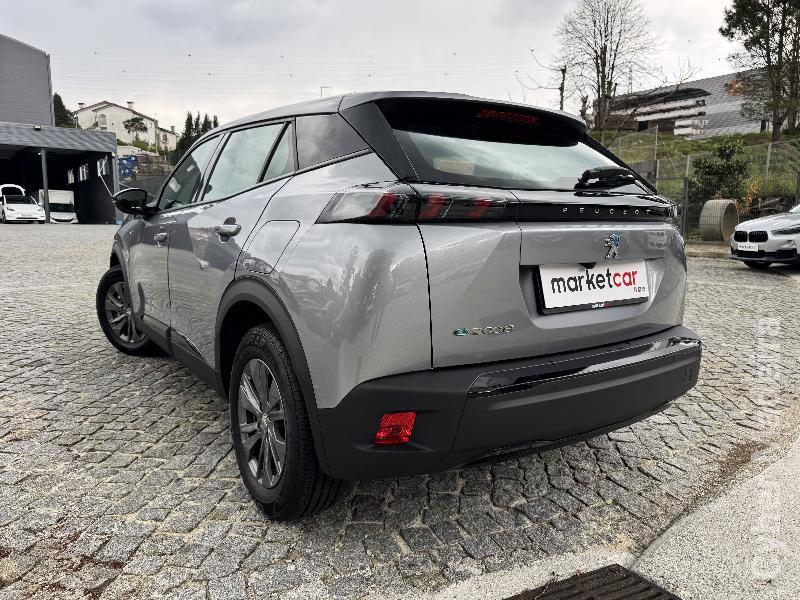 PEUGEOT 2008 e-2008 50kWh Active Gasóleo