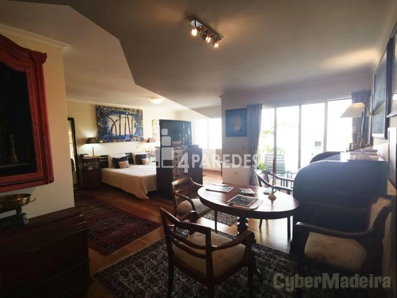 Apartamento T5 para Venda São Martinho, Piornais