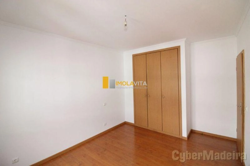 Apartamento T3 para Venda São Martinho, Piornais