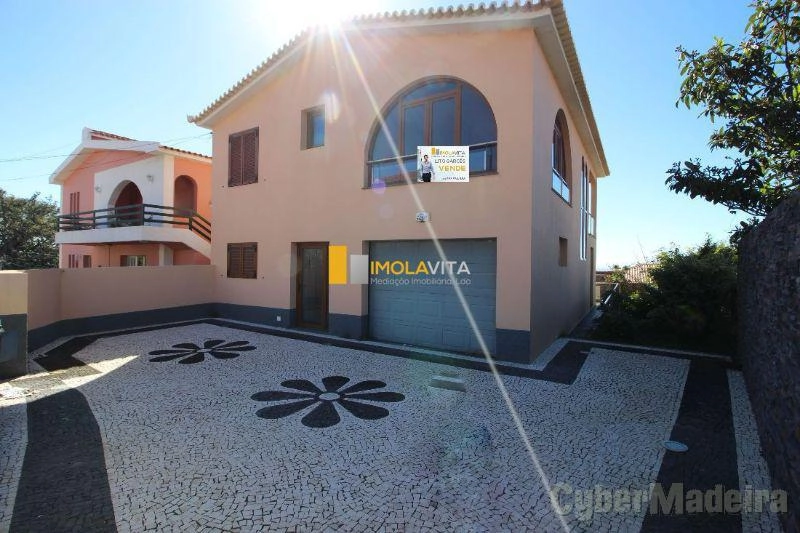 Moradia T4 para Venda Santa Maria Maior, Boavista