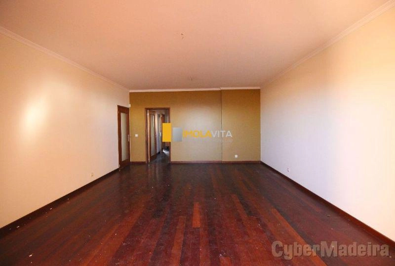 Moradia T4 para Venda Santa Maria Maior, Boavista