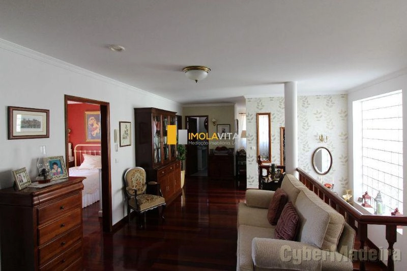 Moradia T4 para Venda Santa Luzia, Pena