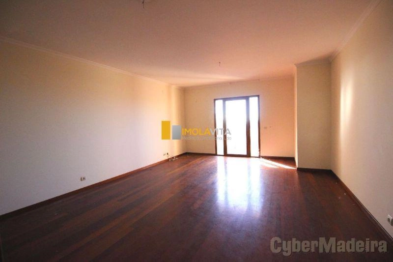 Moradia T4 para Venda Santa Maria Maior, Boavista