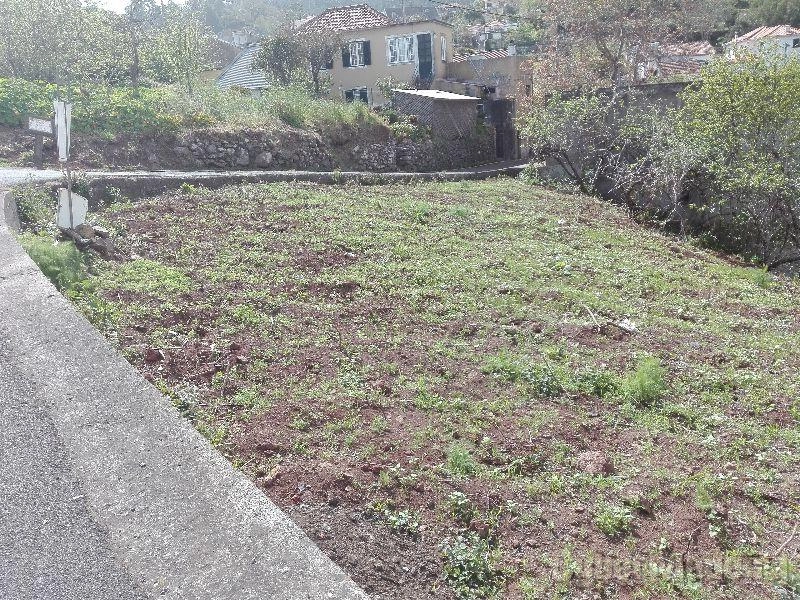 Terreno T3 para Venda 