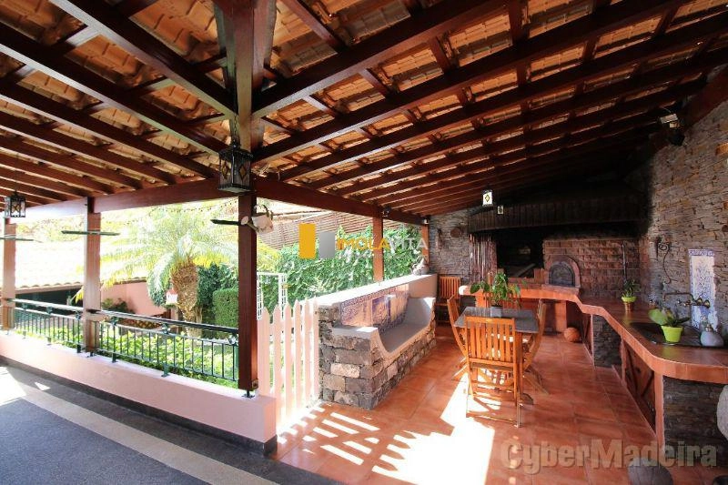 Moradia T4 para Venda Santa Luzia, Pena