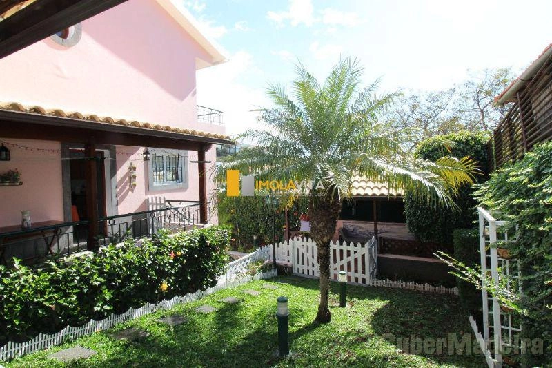 Moradia T4 para Venda Santa Luzia, Pena