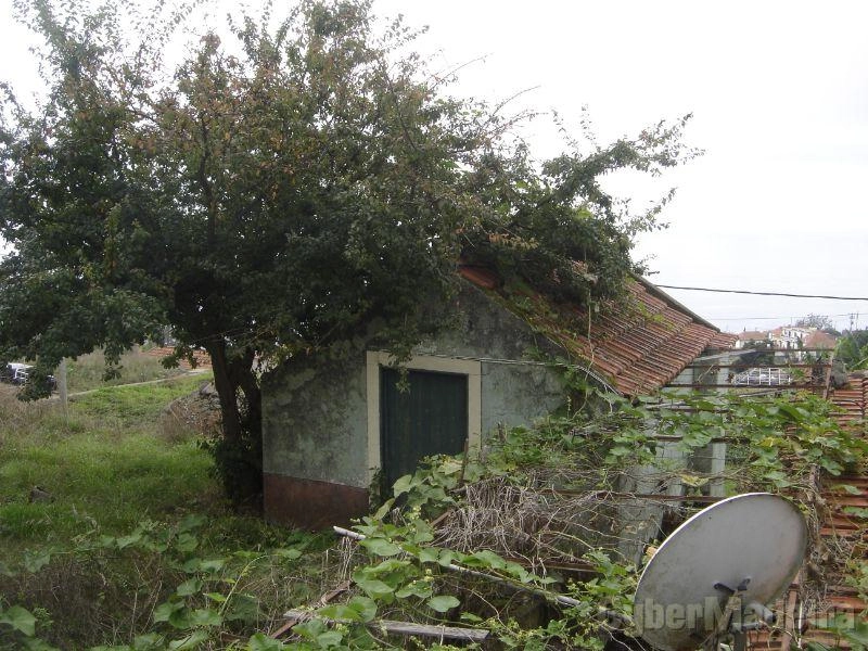 Moradia T2 para Venda Arco da Calheta, Cales e Chade