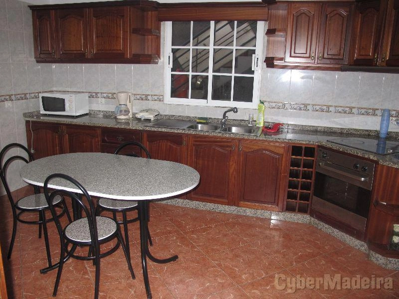 Moradia T3 para Venda Calheta, Lombo do Salão