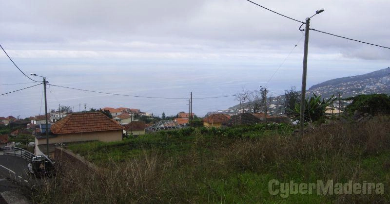 Moradia T2 para Venda Arco da Calheta, Cales e Chade
