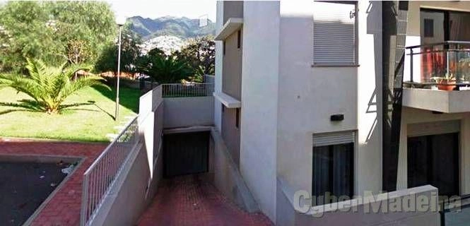 Garagem, estacionamento Outros para Arrendamento São Martinho, Pilar