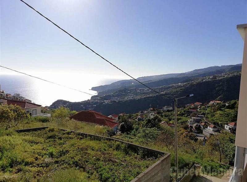 Moradia T7 ou Superior para Venda Ribeira Brava, São João