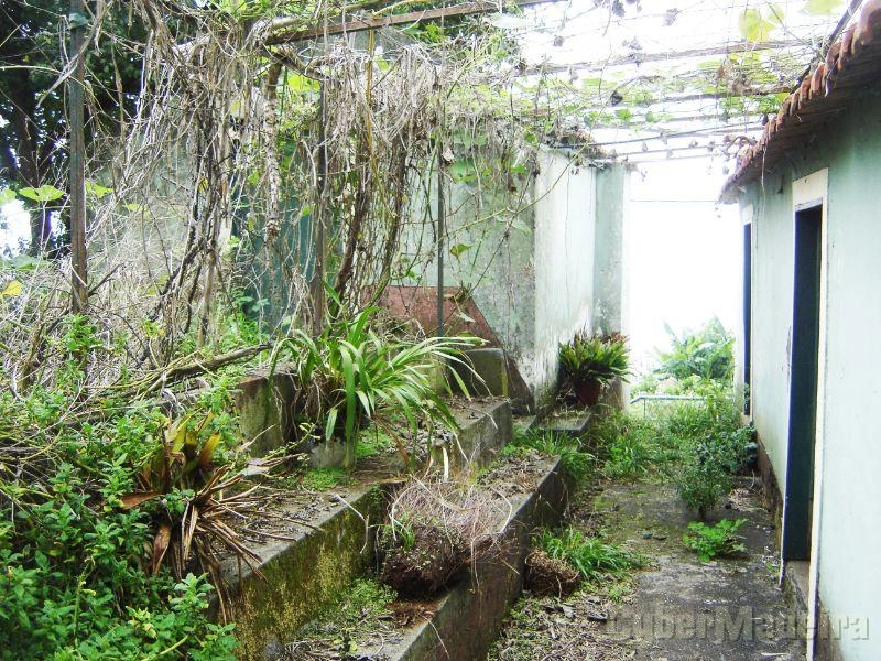 Moradia T2 para Venda Arco da Calheta, Cales e Chade