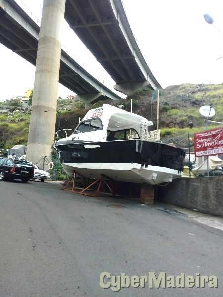 Vendo Embarcação marca RIO Big Game Fishing