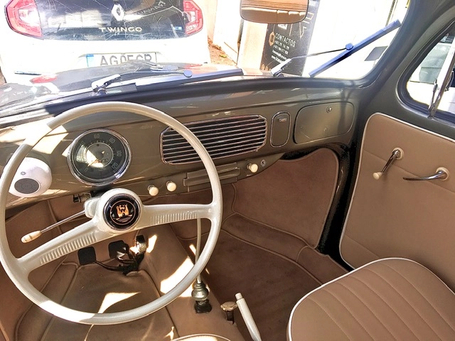 VOLKSWAGEN CAROCHA OVAL 11 SEDAN 1.2 - 1956 Gasolina