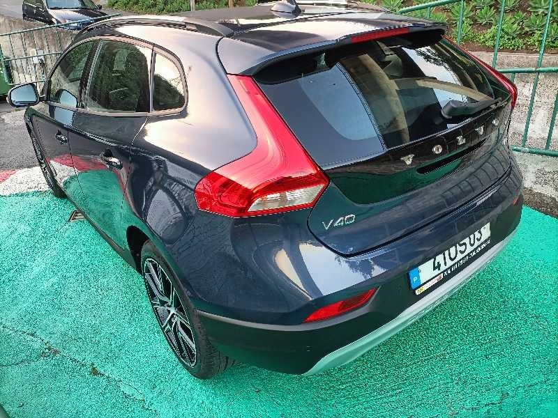 VOLVO V40 1.6d 115cv CROSS COUNTRY Gasóleo
