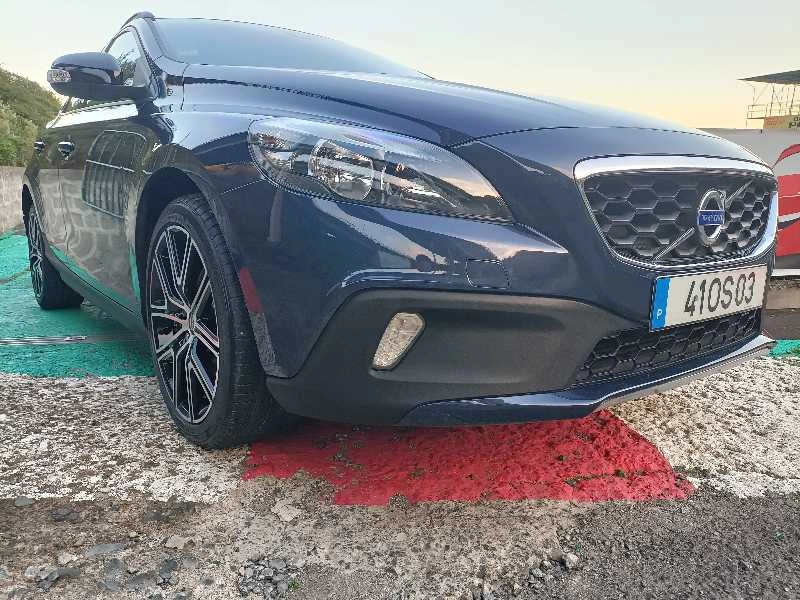 VOLVO V40 1.6d 115cv CROSS COUNTRY Gasóleo