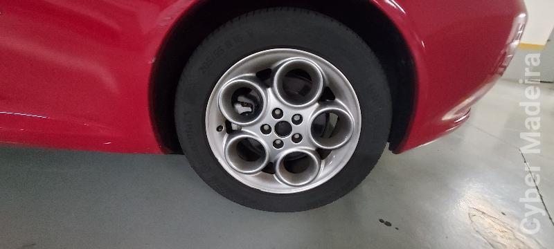 Jantes alfa romeo com pneus novos 16" Y 